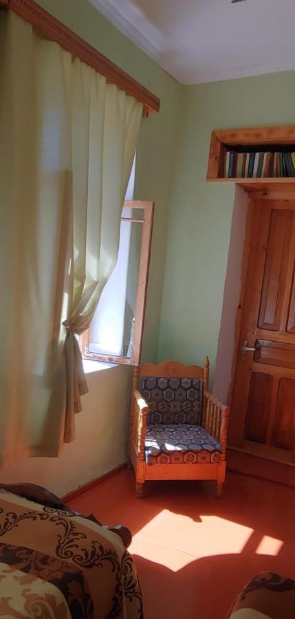 Ailama Guesthouse Mestia Bagian luar foto