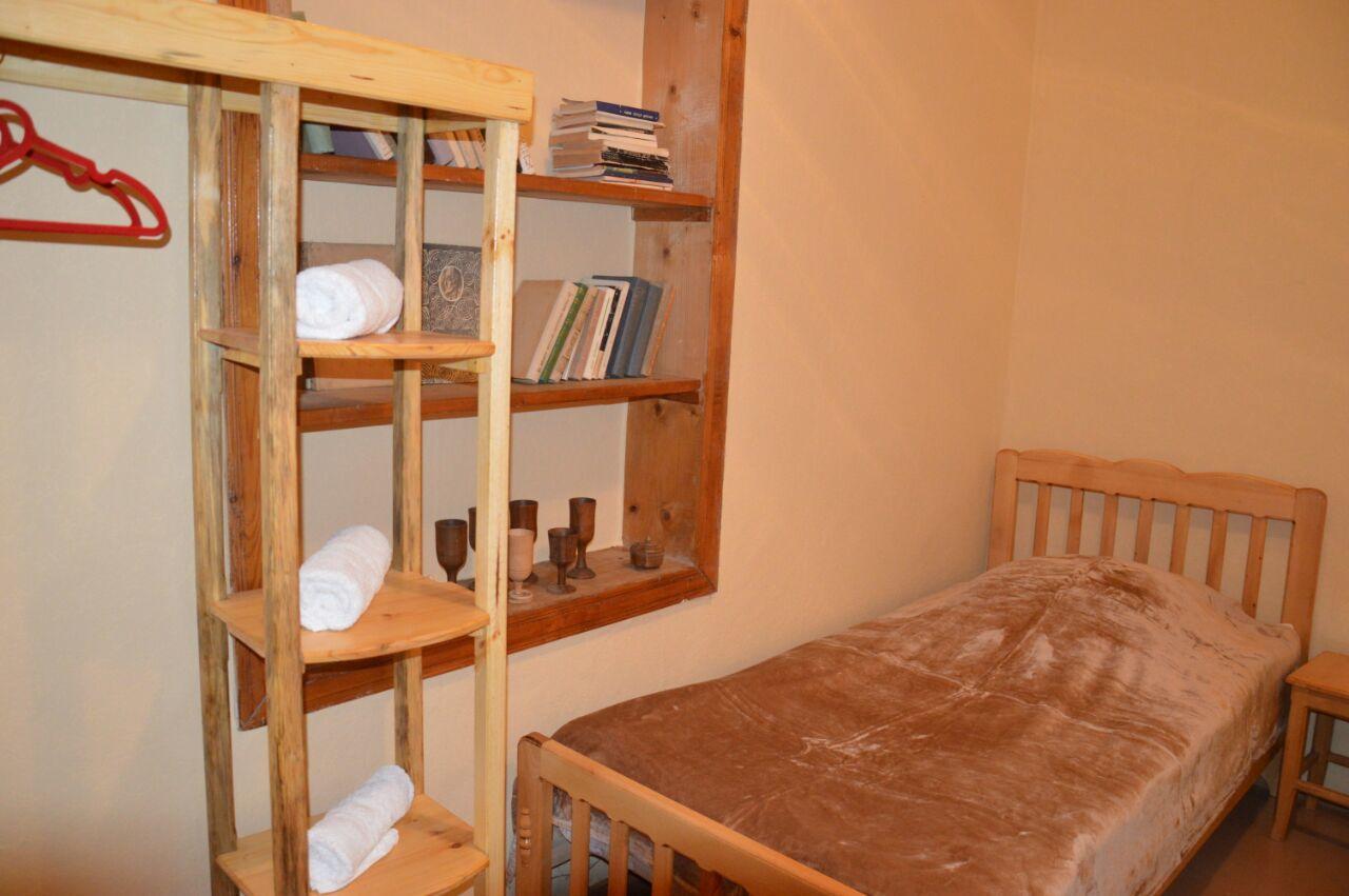 Ailama Guesthouse Mestia Bagian luar foto